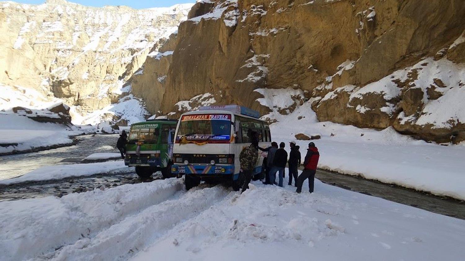 बेनी–जोमसोम सडक सहज, यात्रुको चाप बढ्यो