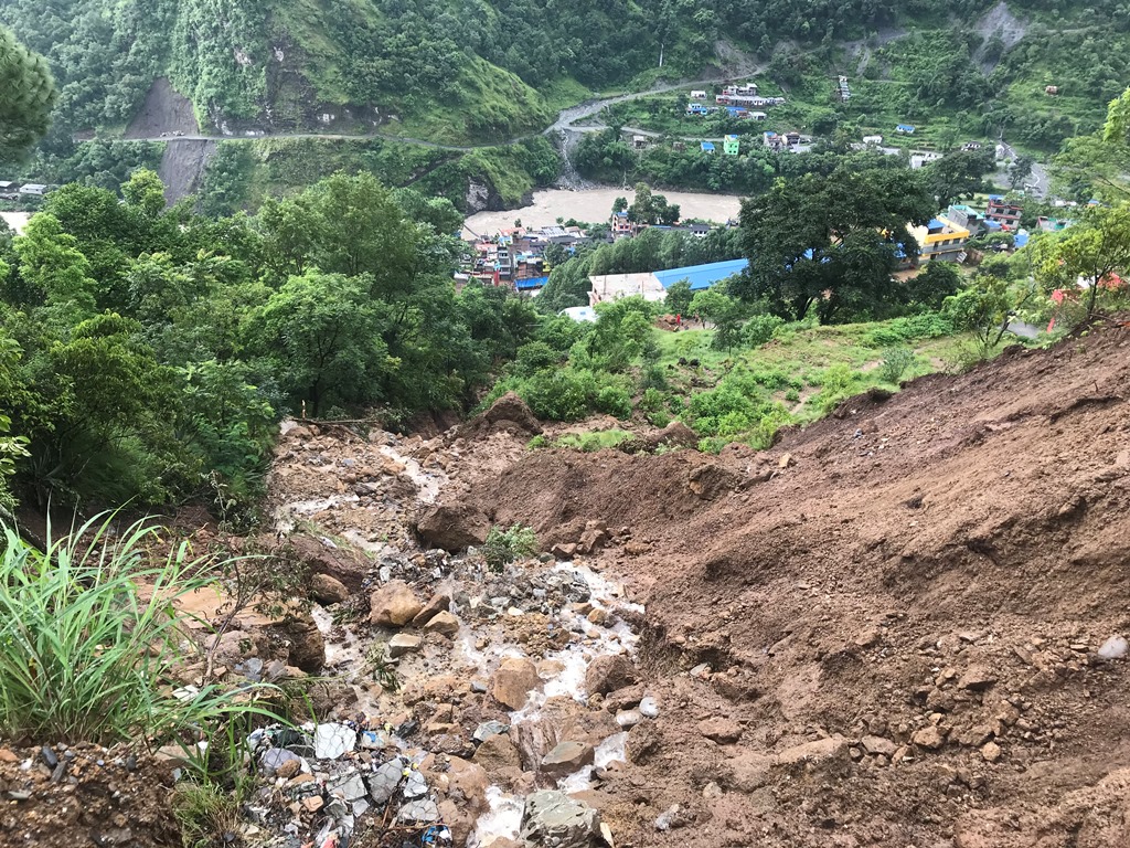 बाढीपहिरोको वितण्डा, बेनीबासी सँधै अनिँदो