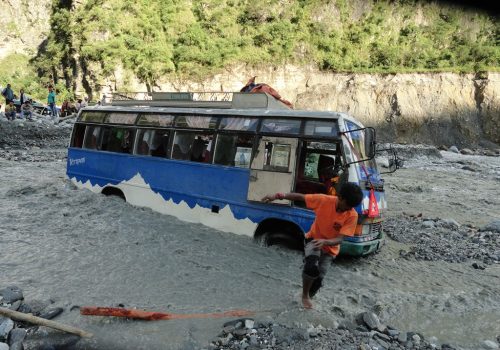 म्याग्दीका गाउँपालिकालाई सडक मर्मतको चटारो