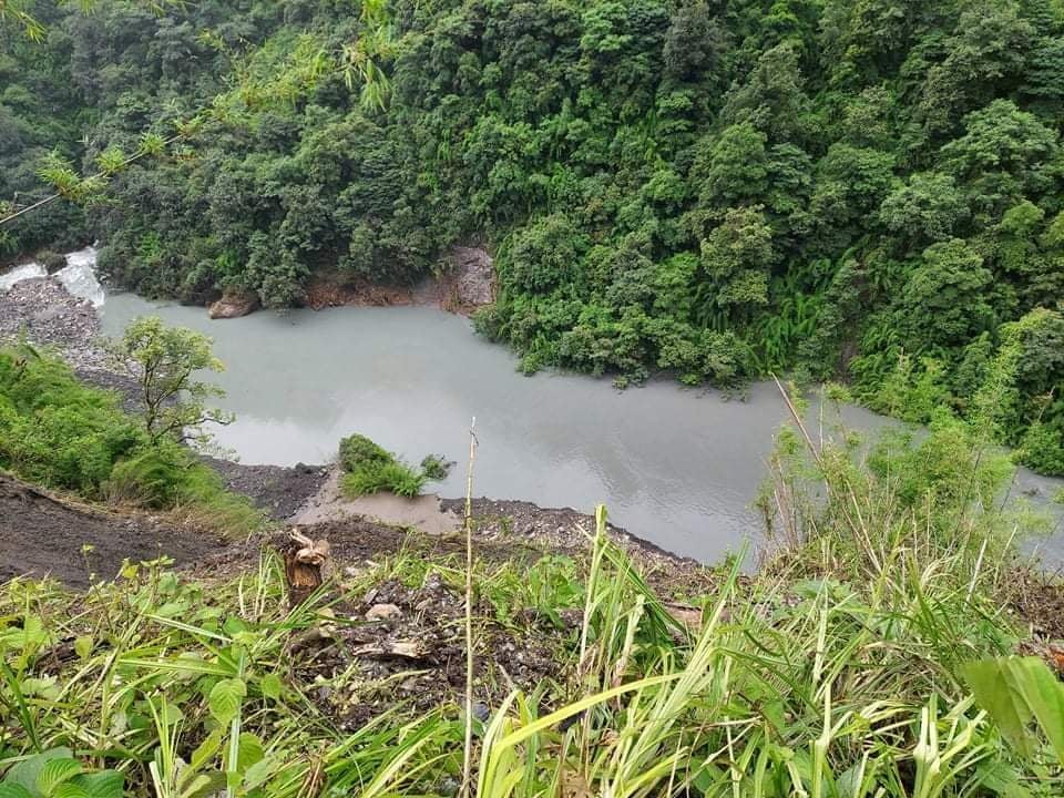 थुनिएको गुर्जा खोलाको अवस्था जोखिममुक्त, डराउनु पर्दैन