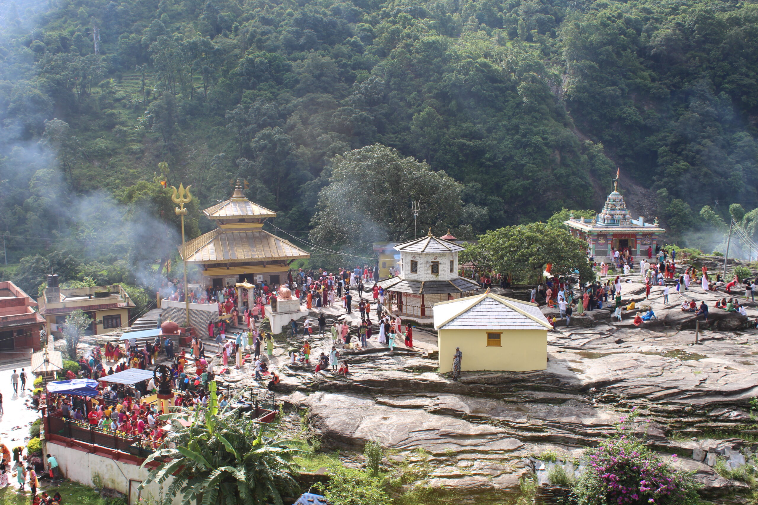 गलेश्वरको राधाकृष्ण मन्दिरमा ७७ लाख भेटीदान संकलन