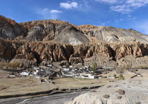 जलवायु परिवर्तनका कारण साम्जोङले व्यहोरेको गैरआर्थिक क्षति : गाउँ नै बन्यो शरणार्थी